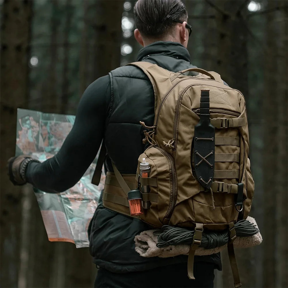 Tactical Molle Backpack, Large Capacity EDC Hiking Backpack,Multi Functional Outdoor Sports Backpack Suitable for Mountaineering