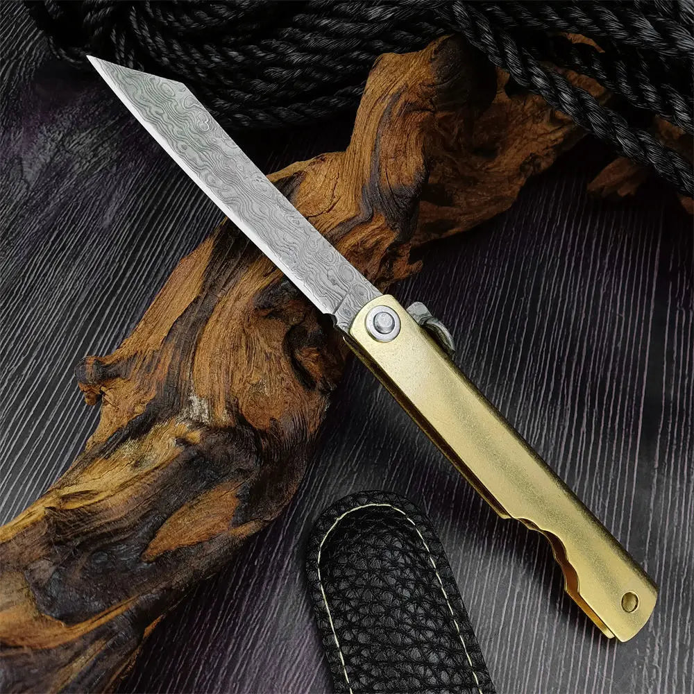 TOP Damascus Steel Blade Outdoor Pocket Knife Brass Alloy Handle and PU Leather Sheath High-Quality Outdoor Camping Cutting Tool