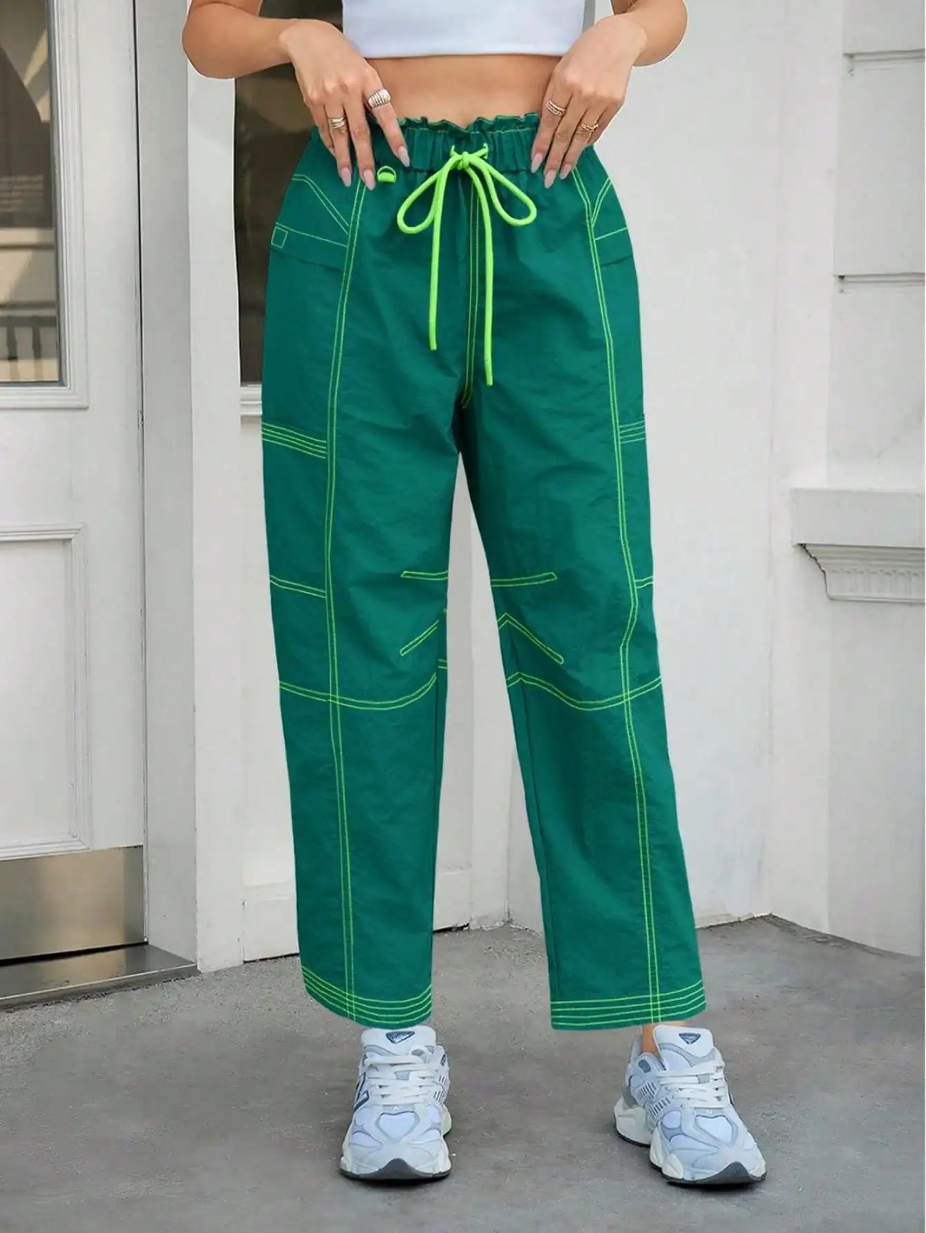 Women's Baggy Cargo Joggers With Pockets - Elastic Waist Lounge Pants  Loose Fit Casual Streetwear Sweatpants Hiking Track Pants