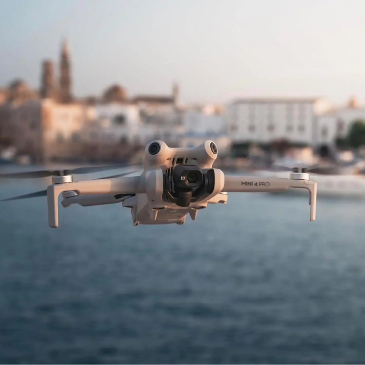 DJI Drones Mini 4 Pro (DJI RC-N2), Drones with Camera for Adults 4K, Under 0.549 Lbs/249 g, 34 Mins Flight Time, 20km Max Video Transmission Distance, Omnidirectional Vision Sensing, Mini Drone for Beginners