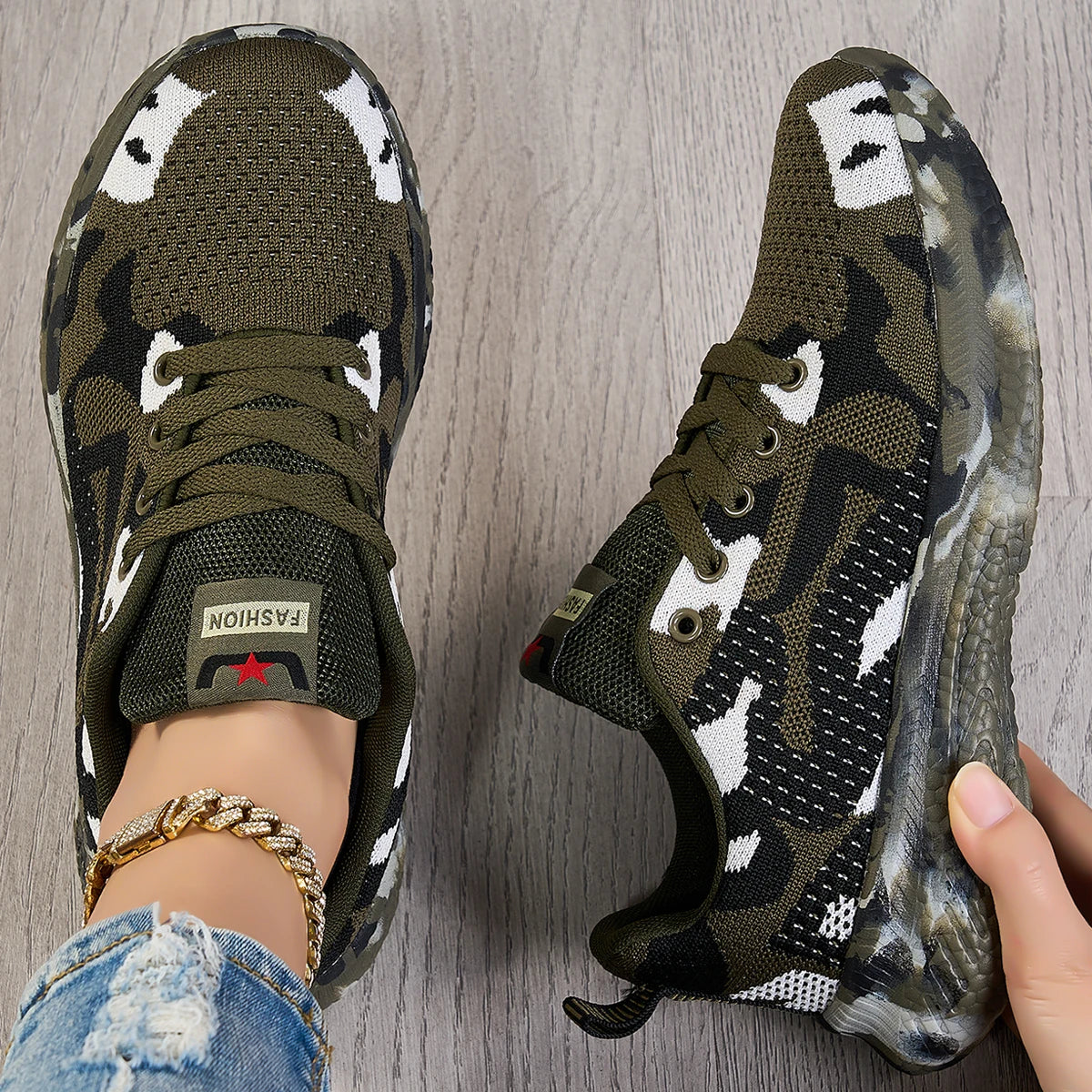 Women Camo Print Flying Knit Sneakers Breathable Mesh Lightweight Flexible Non Slip Lace Up Walking Shoes Fashion Outdoor Gym Jogging Daily Casual Sports Footwear 2026 New Arrival